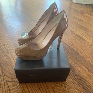 Steve Madden P-Miami closed toe heel